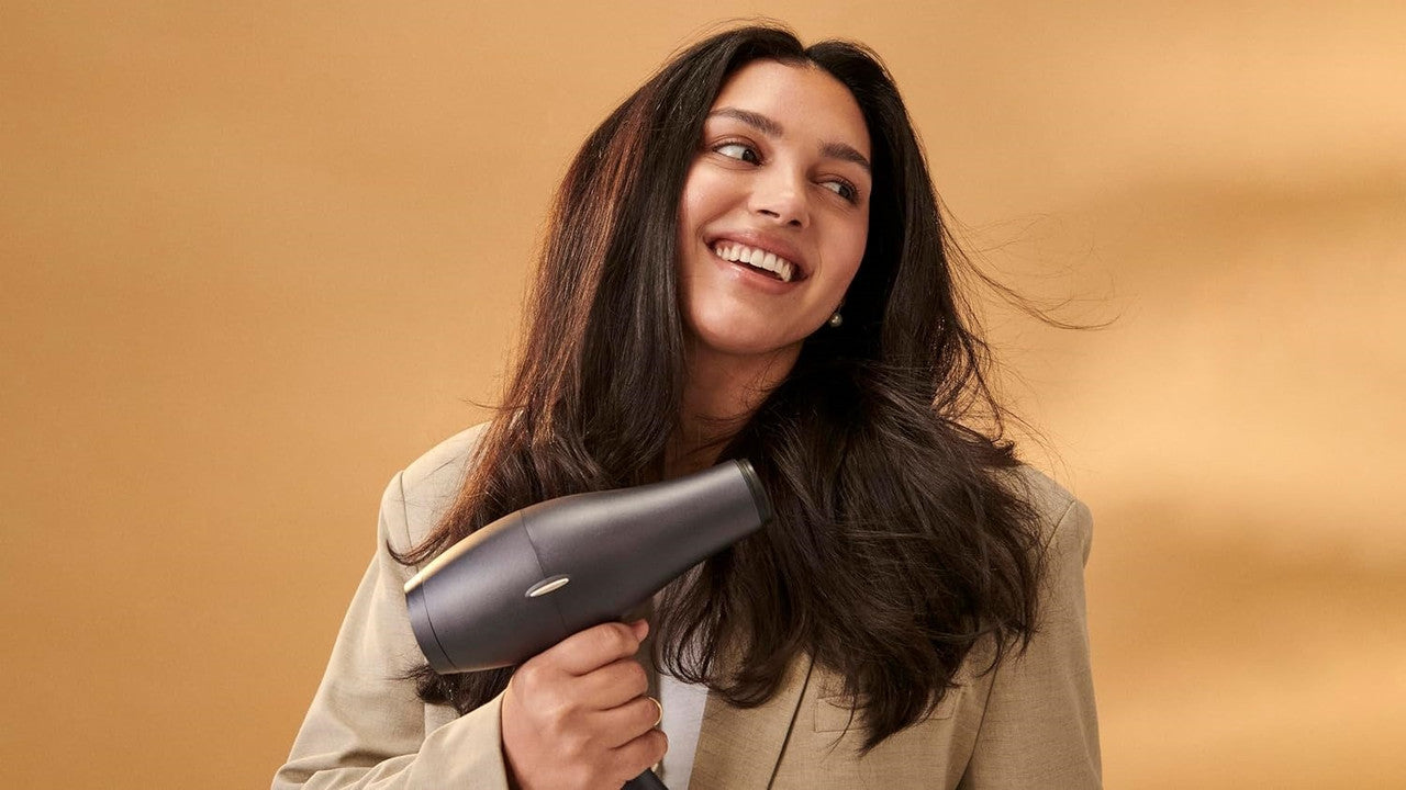 Travel Hair Dryer, Lightweight Design, 1875W Fast Drying with 2 Heat & Speed Settings for Drying and Styling Flexibility